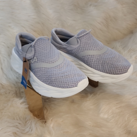 NWT..HOKA Men's Light Gray "Ora Recovery Shoe 2" slip-on sneakers - Picture 5 of 6